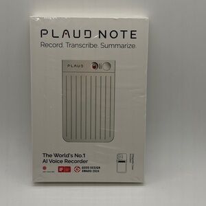 NWT Plaude Note Professional AI Notetaker in Silver